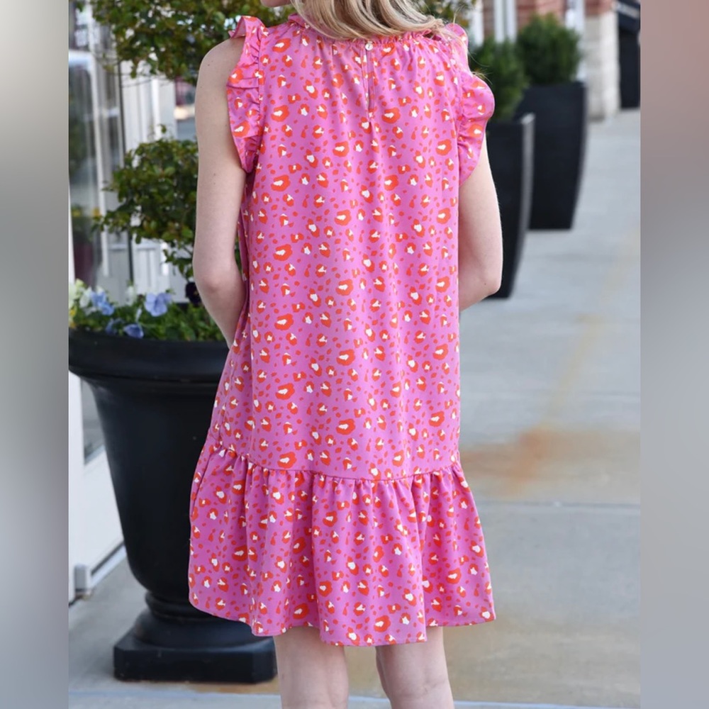New lightweight pink animal print dress - Picture 3 of 6